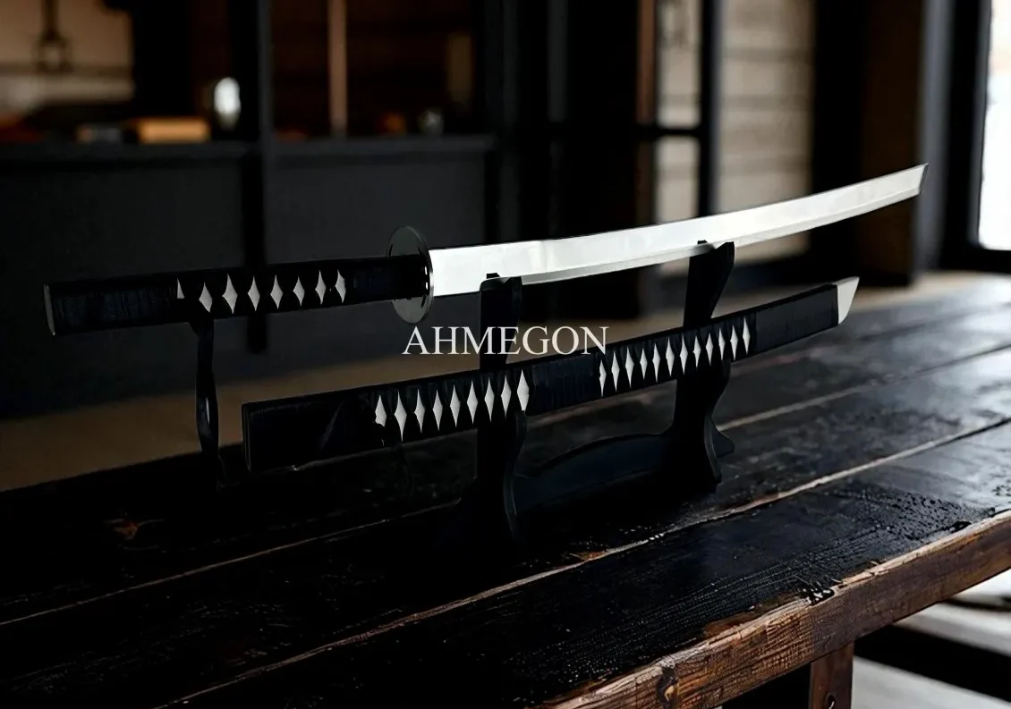 Ahmegon.com: Kılıç, Katana ve Miğfer Seçkisinde Güvenilir Adres